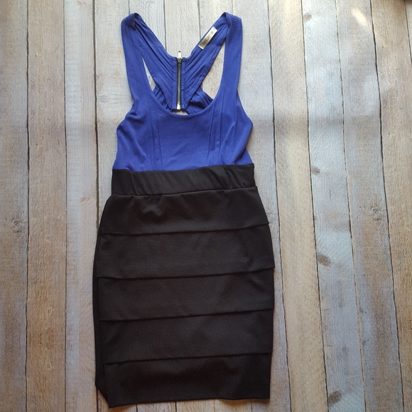 Arden B open back dress size small - Picture 2 of 5